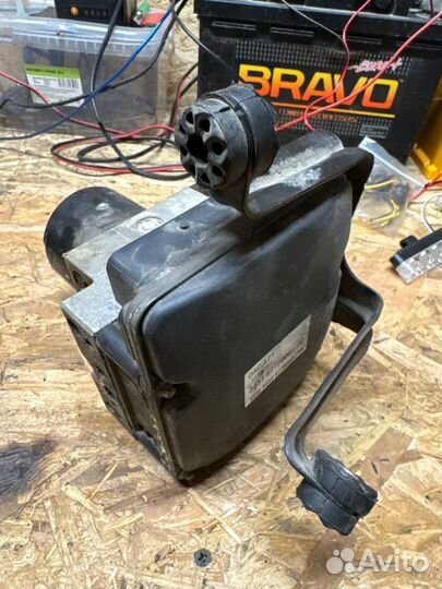 Блок ABS BMW X6 E71 N54 3.0 306 л.с 2008 (б/у)