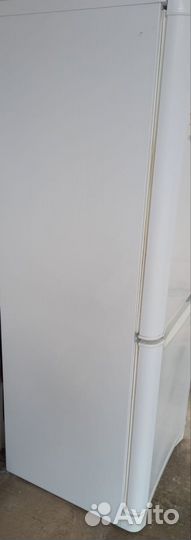 Холодильник indesit