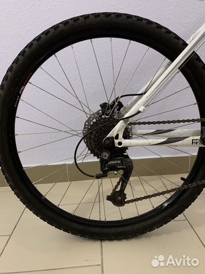 Продам велосипед GT