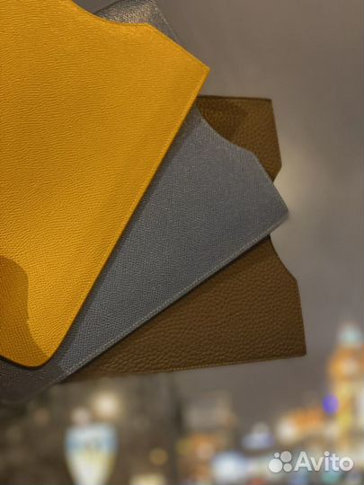 Чехлы на телефон iPad