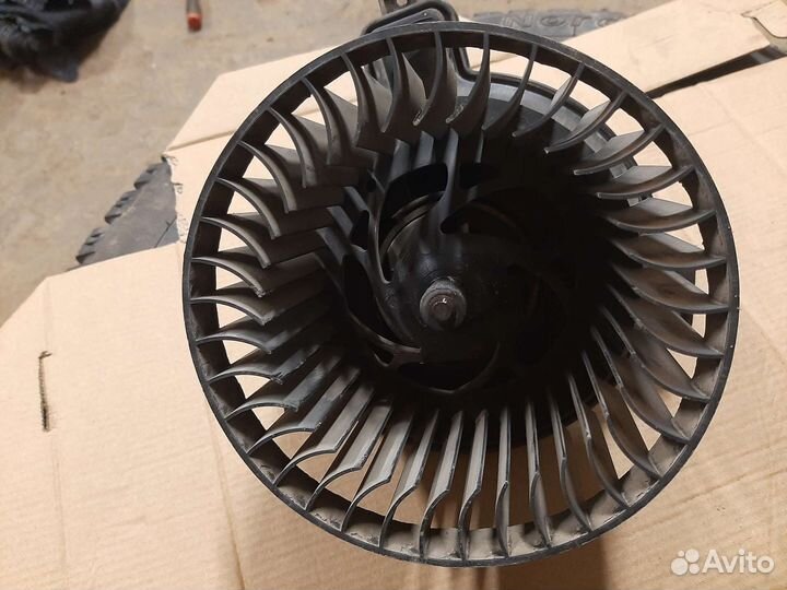 Моторчик отопителя Citroen Berlingo m59