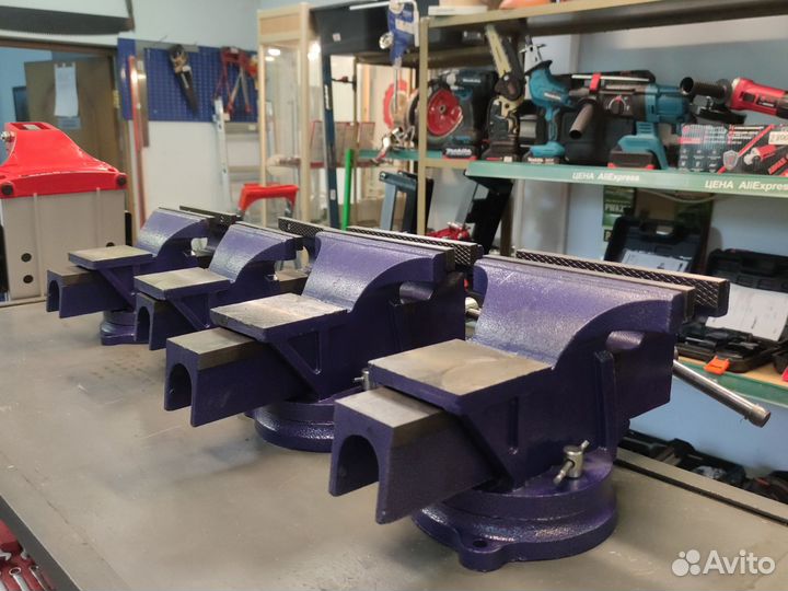 Тиски слесарные поворотные 200 мм чугунные