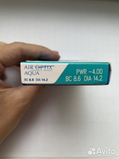 Линзы контактные -4