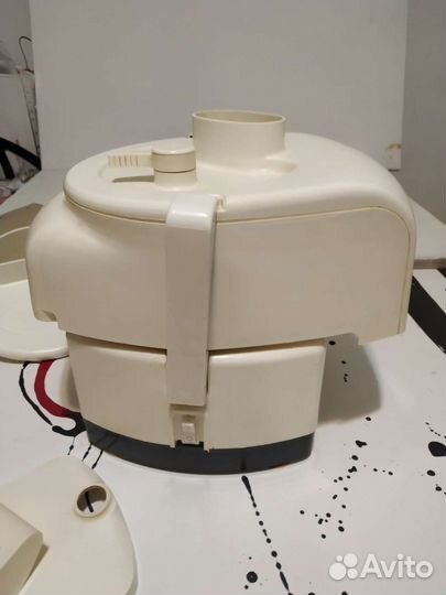 Электросоковыжималка 