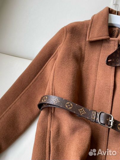 Пальто Louis Lvuitton