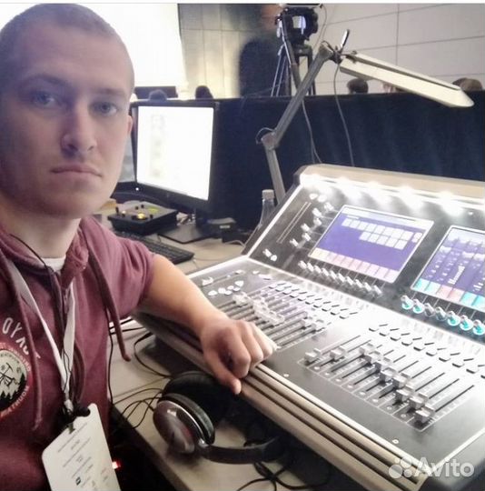 Диджей, звукорежиссер