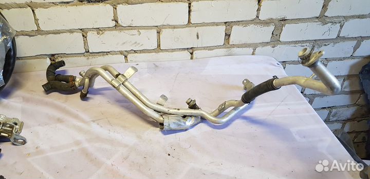 Audi A8 D4 Трубка системы охлаждения 6.3 W12