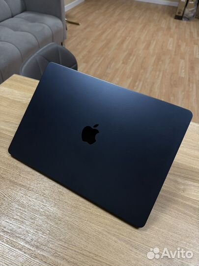 Apple macbook Air 15 m3 8 256gb