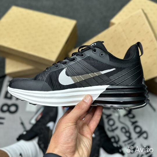 Беговые кроссовки Nike Lunar Roam