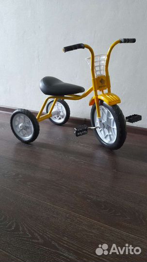 Детский трехколесный велосипед новый