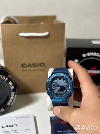 Часы Casio G-Shock GM-2100