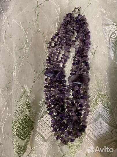 Бусы из натуральных камней