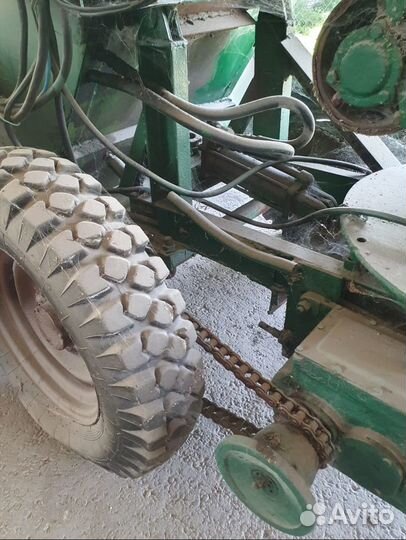 Погрузчик ковшовый шнековый кшп-6