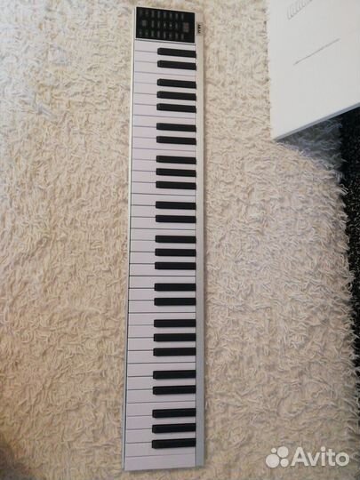 Продам цифровое фортепиано