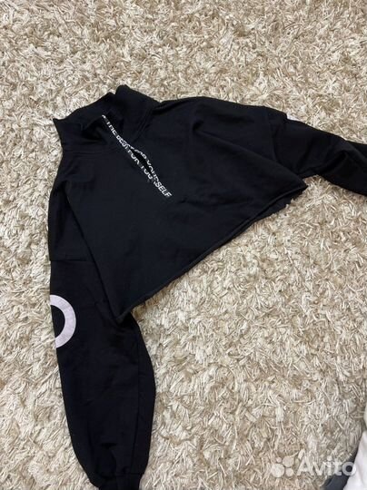 Одежда на девочку подростка