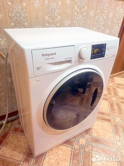 Стиральная машина Hotpoint-Ariston RST722 до 7кг