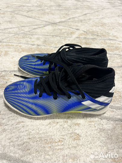 Футзалки adidas 35