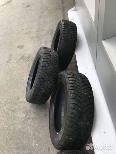 Michelin X-Ice North 4 195/60 R15 92T