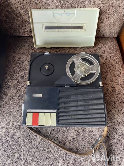Магнитофон Лира-206