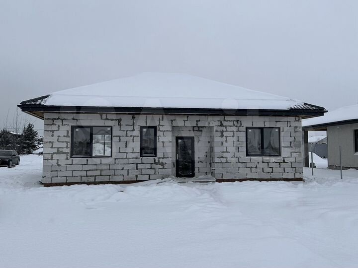 Дом 100 м² на участке 8 сот.