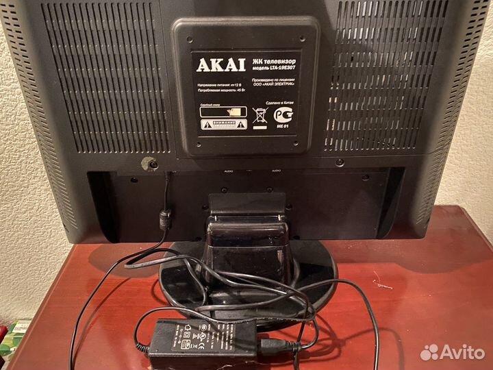 Телевизор ЖК akai 19 дюймов