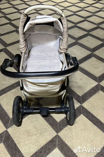 Продам коляску 2 в 1