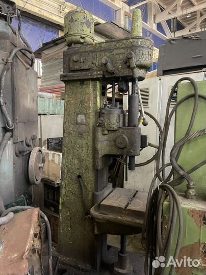 Вертикально-сверлильный станок