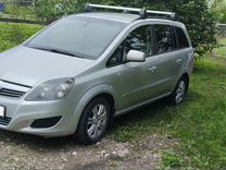 Opel Zafira 1.8 MT, 2012, 208 000 км, с пробегом, цена 880 000 руб.