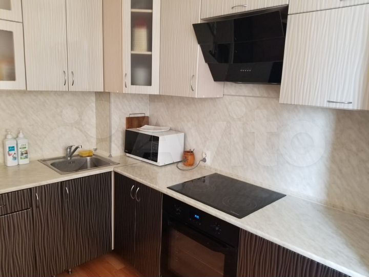 2-к. квартира, 57,7 м², 13/27 эт.