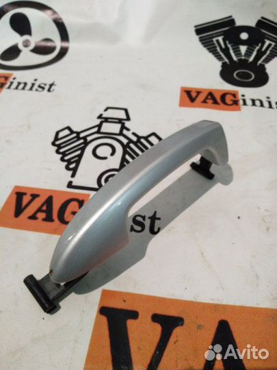 Ручка двери внешняя правая Vw Passat B7 alltrack