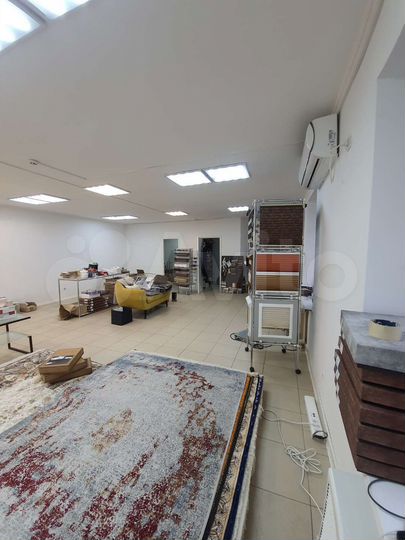 Офис продаж, услуги, 72 м²