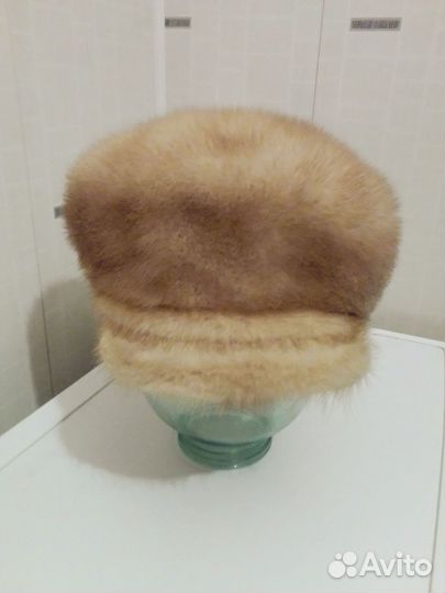 Берет женский норковый