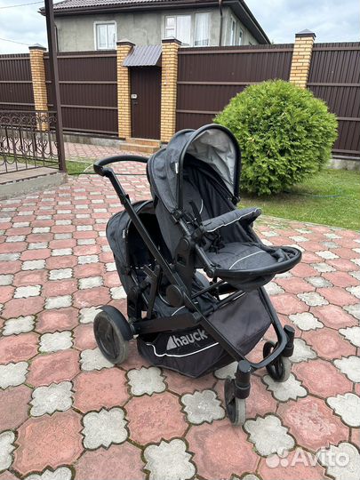 Коляска для двойни погодок hauck