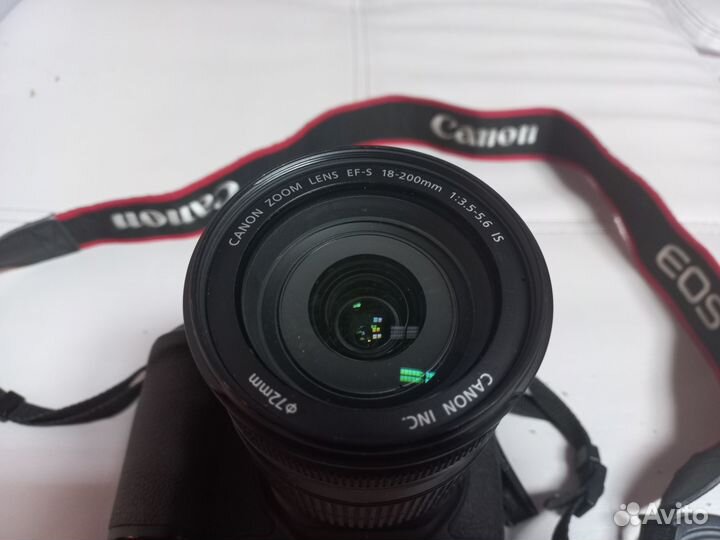 Фотоаппарат Canon DS126211,объектив Canon 18-200