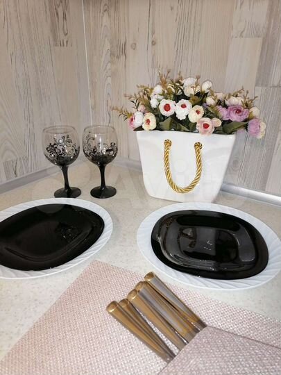 1-к. квартира, 54 м², 1/9 эт.