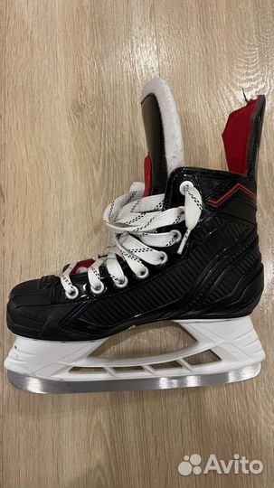 Хоккейные коньки bauer