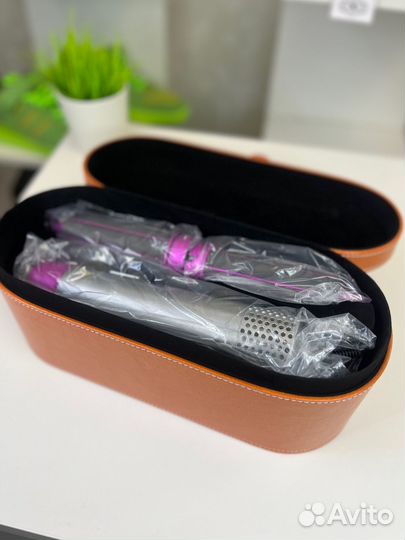 Стайлер dyson новый