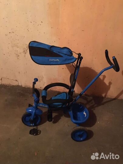 Трёхколёсный велосипед коляска с ручкой