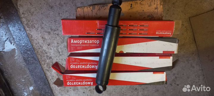 Амортизаторы на УАЗ новые 8шт