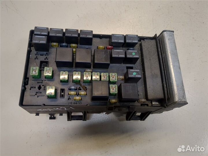 Блок предохранителей Chrysler Voyager, 2001