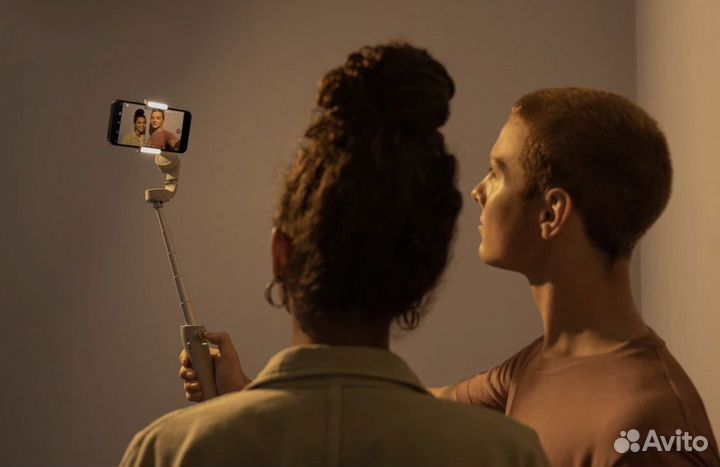 Мазнитный зажим с подсветкой DJI Osmo mobile 6