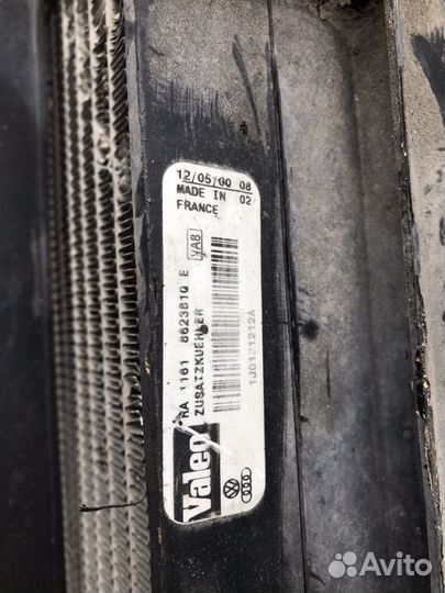 Дополнительный радиатор охлаждения двигателя VAG