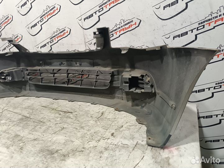 Бампер nissan bluebird sylphy G11 KG11 NG11 F2022EW00B передний серебро, KY0 KA8266