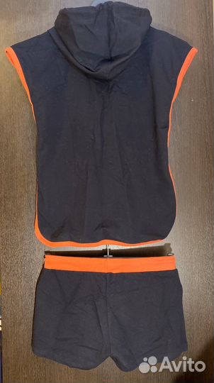 Костюм с шортами