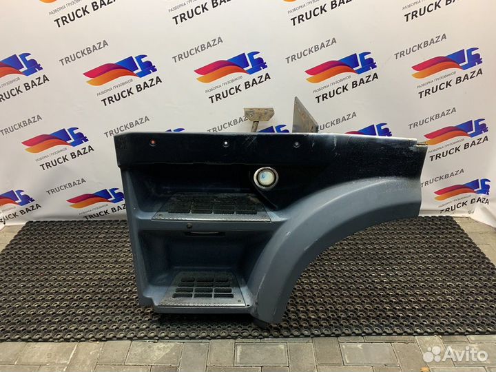 Корпус подножки левый