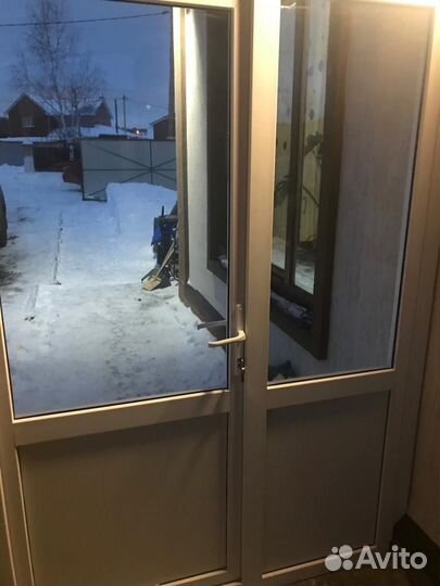 Дверь пластиковая