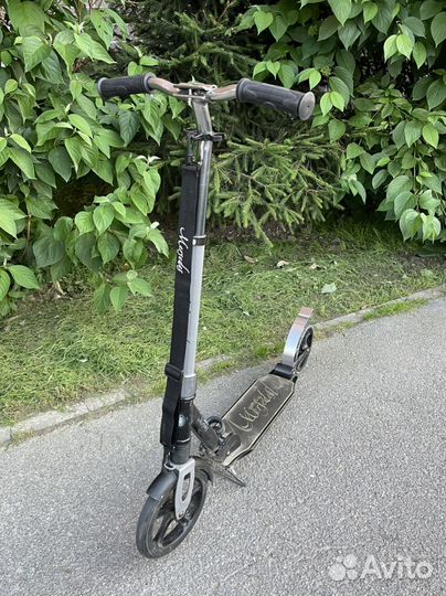 Самокат городской Mersedes