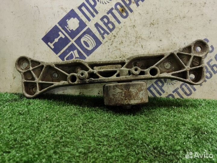 Кронштейн Bmw E39 седан 2.5 M52 1997