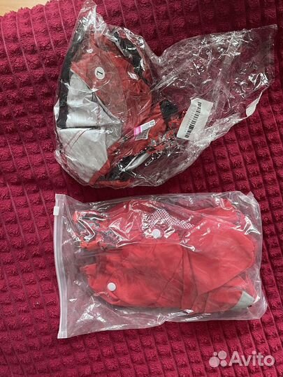 Вещи (одежда, игрушки, плойка, книги)