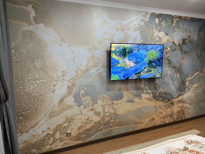 2-к. квартира, 60 м², 1/6 эт.